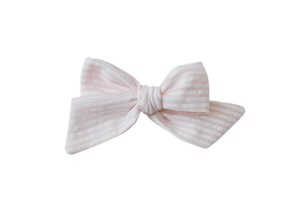 Pinwheel Bow - Peach Seersucker